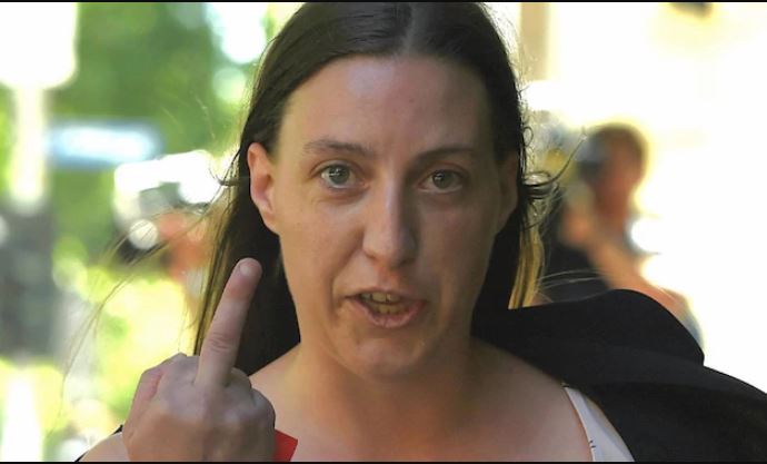 The contemptible Amanda Warren, demonstrating her sorrow at having bashed ambulance officer Paul Judd